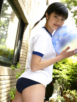 ���u���}����