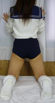 ���O�s��