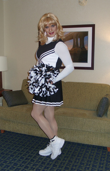 CHEERLEADER