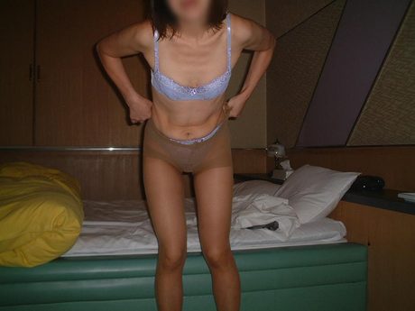 �i����j