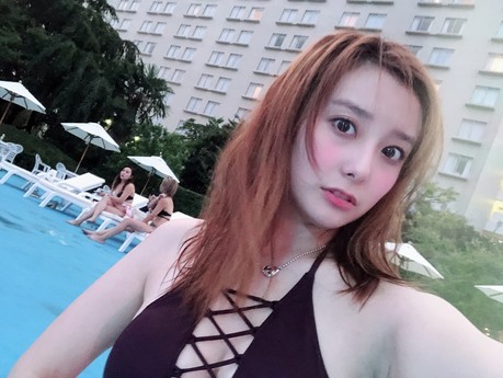 ���c����