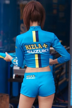 �i����j