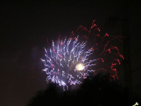 �i����j