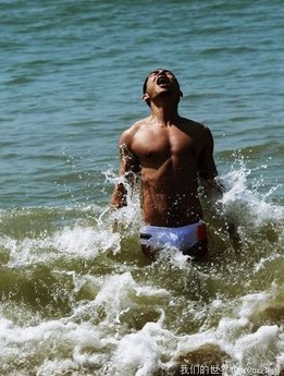 �i����j