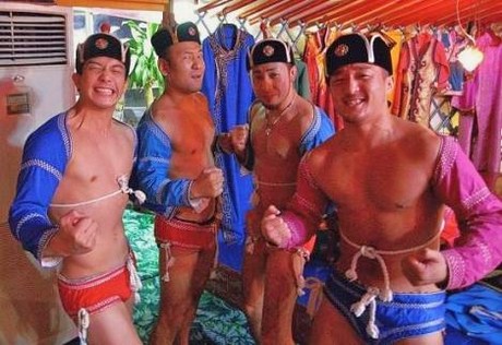 �i����j