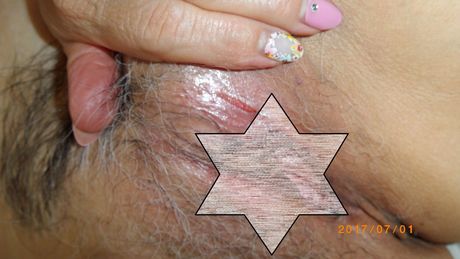 ���ȃR�[�}��